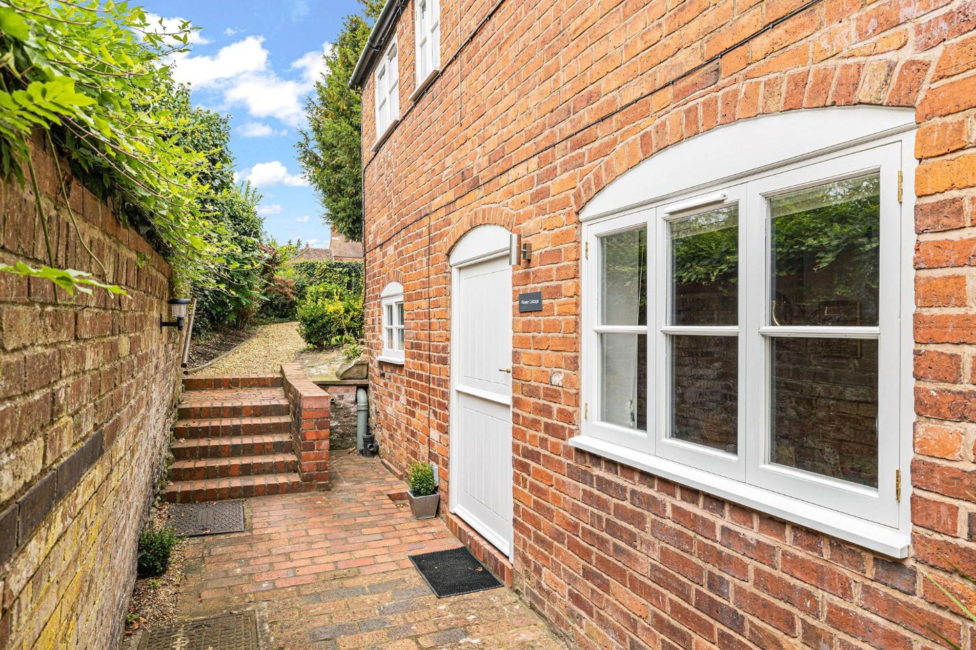 Bell Cottage By Ludlow Castle With Onsite Parking Ngoại thất bức ảnh