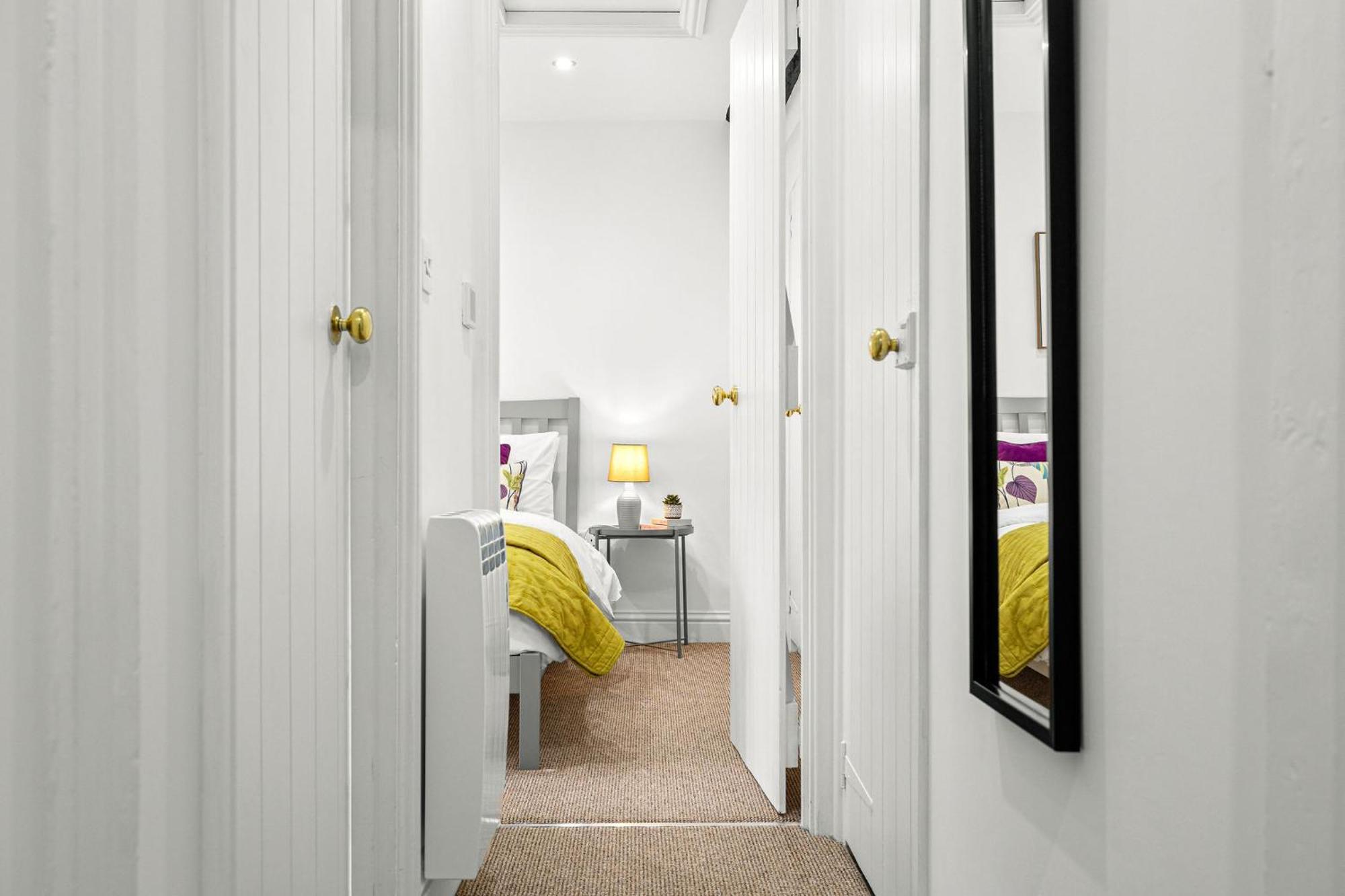 Bell Cottage By Ludlow Castle With Onsite Parking Ngoại thất bức ảnh