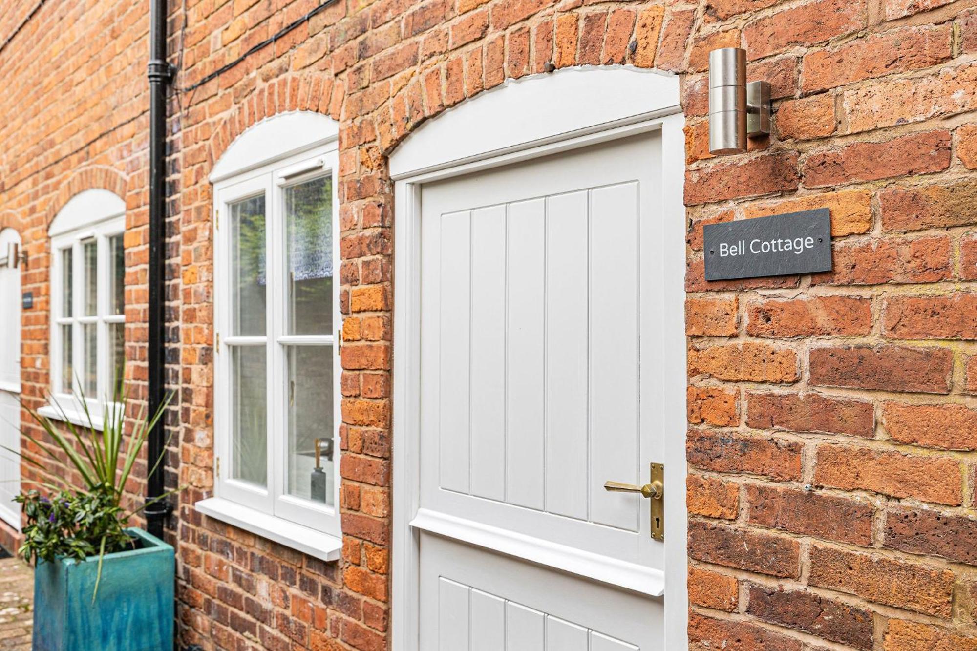 Bell Cottage By Ludlow Castle With Onsite Parking Ngoại thất bức ảnh
